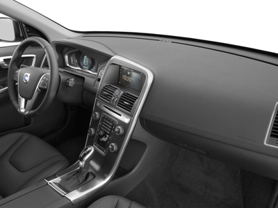 2015 Volvo XC60 AWD 4dr T6 Platinum