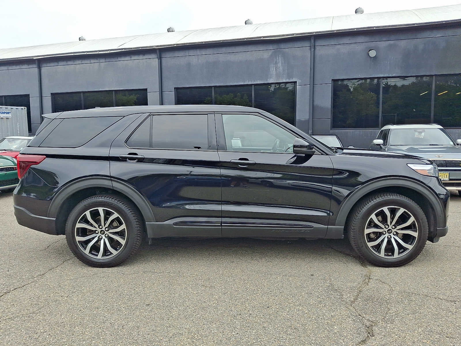 2021 Ford Explorer ST 4WD