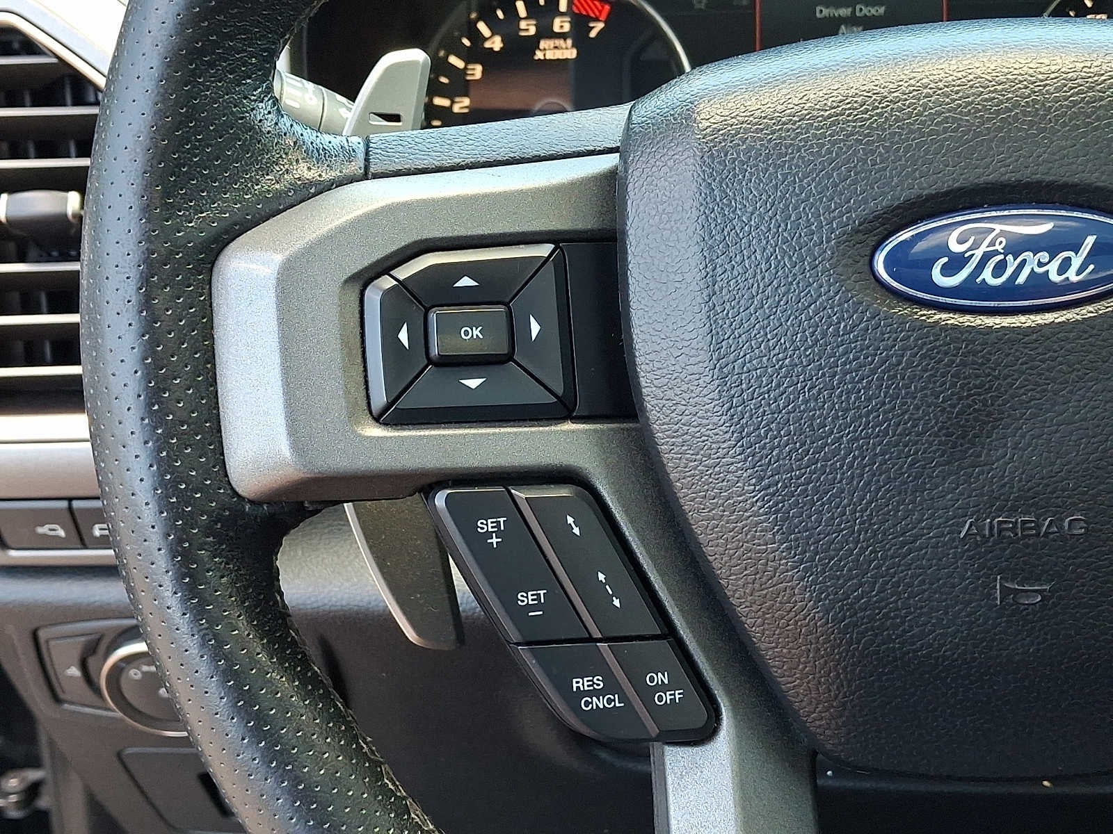 2018 Ford F-150 Raptor 4WD SuperCrew 5.5 Box