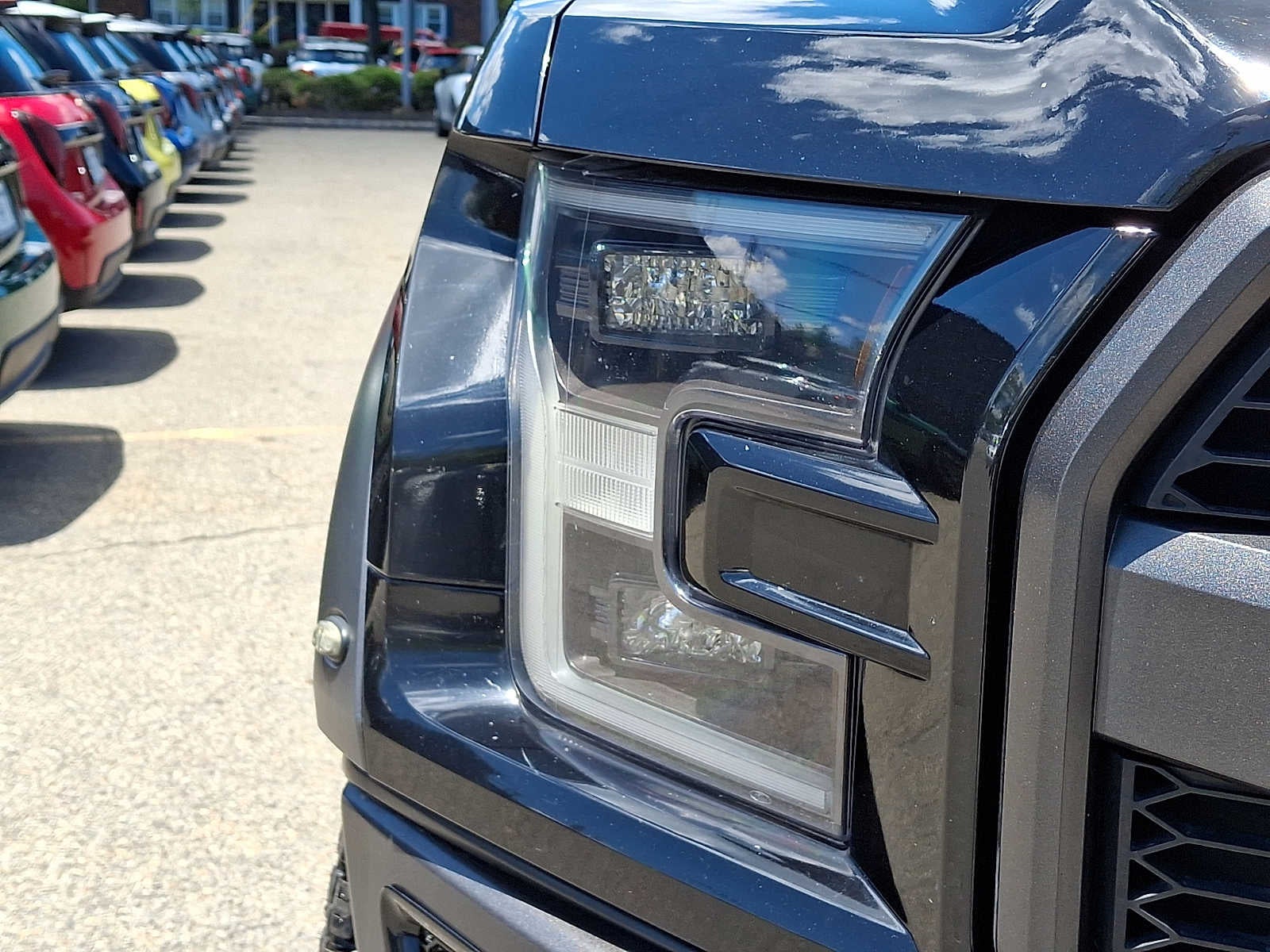 2018 Ford F-150 Raptor 4WD SuperCrew 5.5 Box