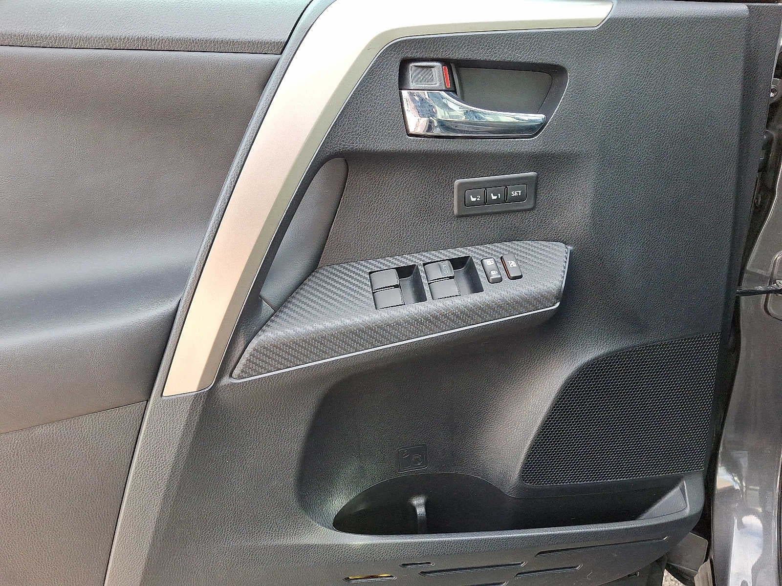 2013 Toyota RAV4 AWD 4dr Limited