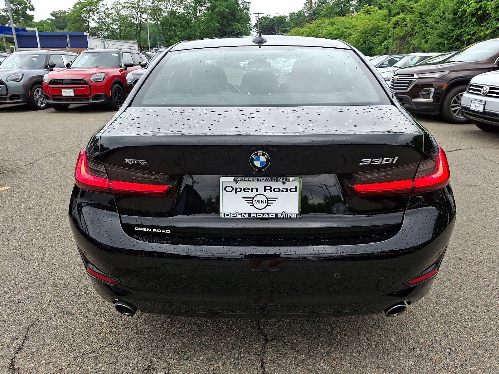 2021 BMW 3 Series 330i - Photo 6