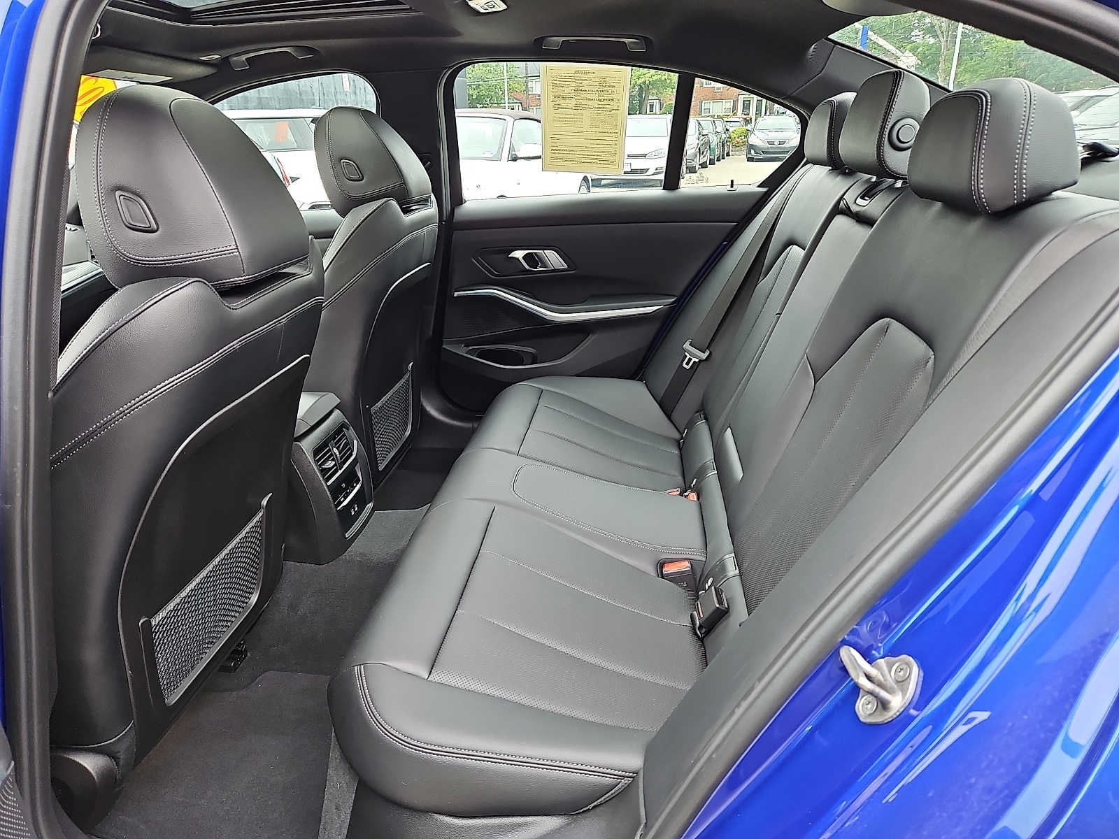 2023 BMW 3 Series 330i xDrive Sedan