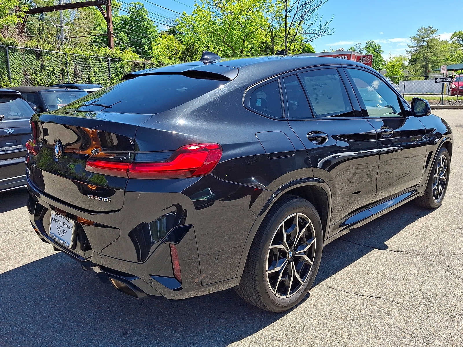 2023 BMW X4 30i - Photo 6