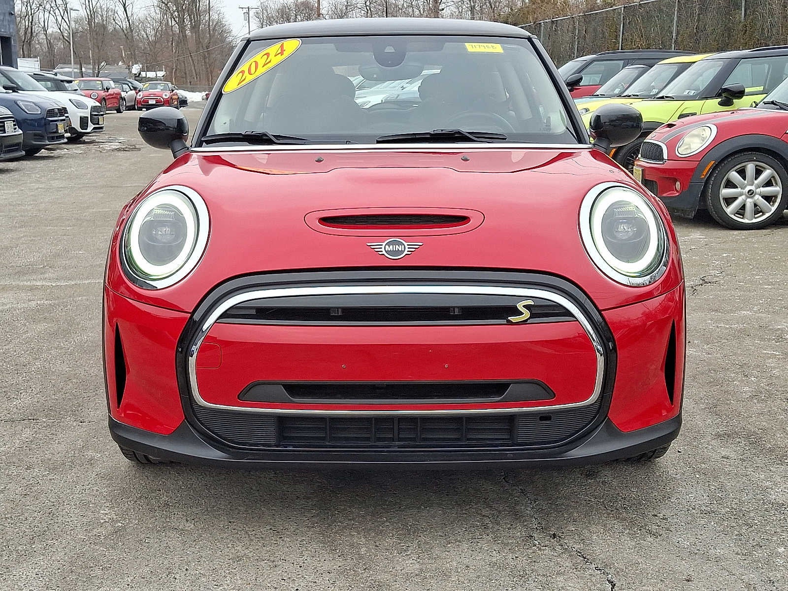 Used 2024 MINI Hardtop 2 Door SE with VIN WMW13DJ00R2V21736 for sale in Morristown, NJ
