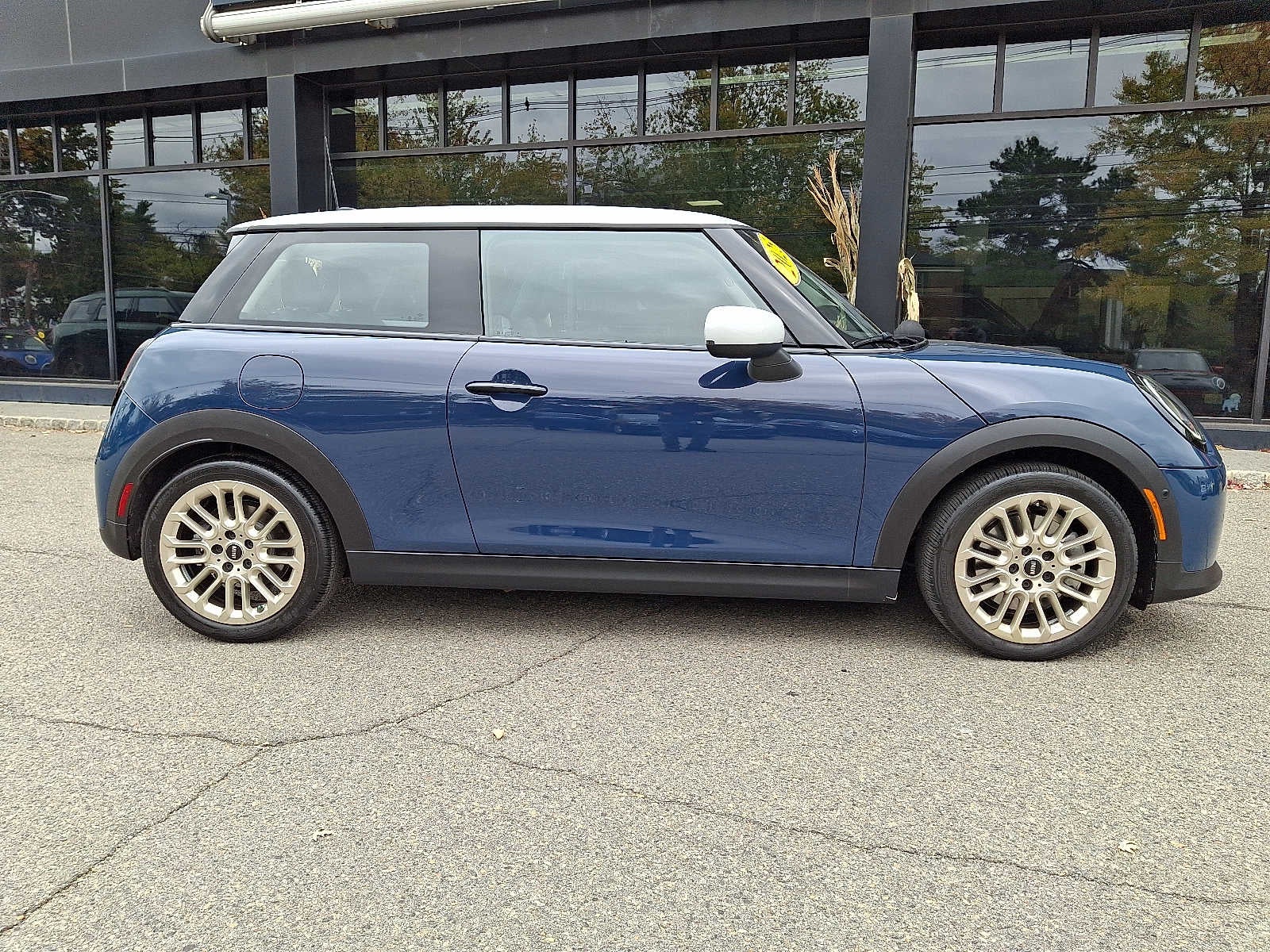 2025 MINI Hardtop 2 Door Cooper