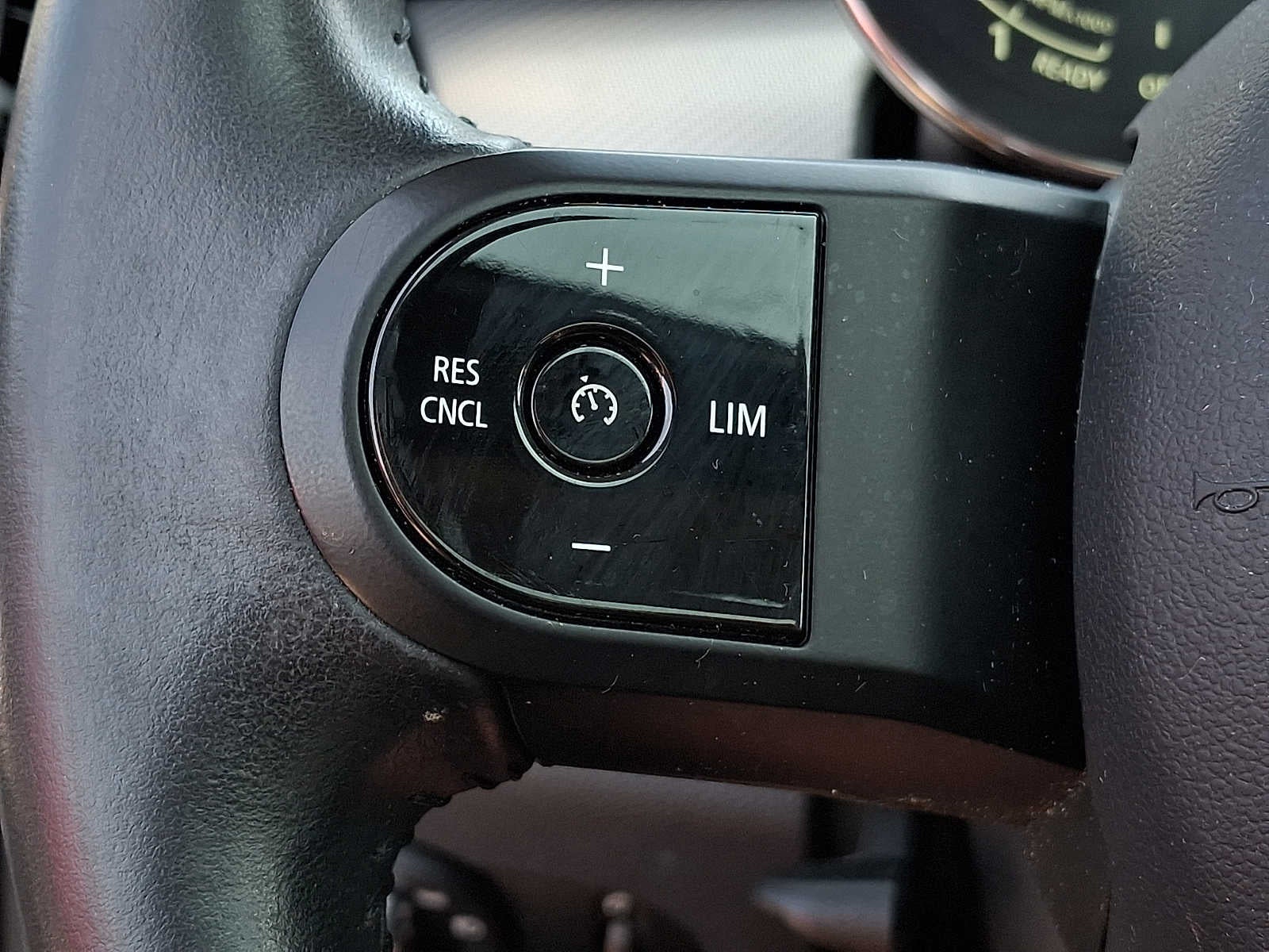 2024 MINI Hardtop 2 Door Base - Photo 19