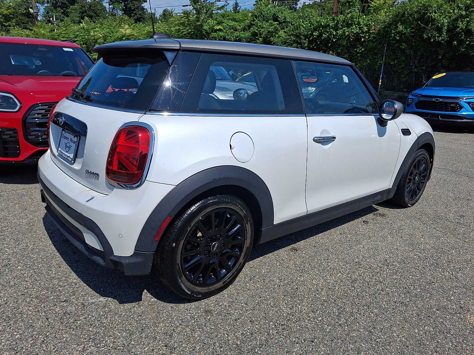 2024 MINI Hardtop 2 Door Base - Photo 6