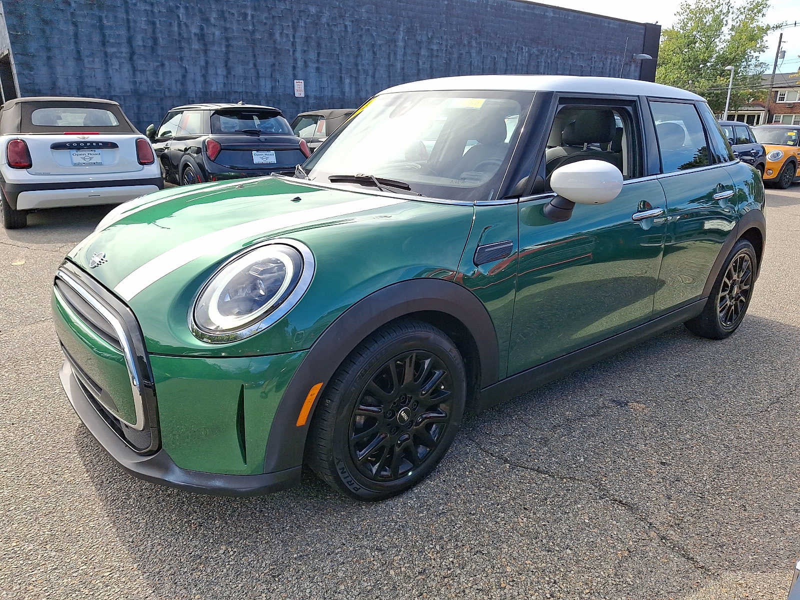 2024 MINI Hardtop 4 Door Cooper FWD