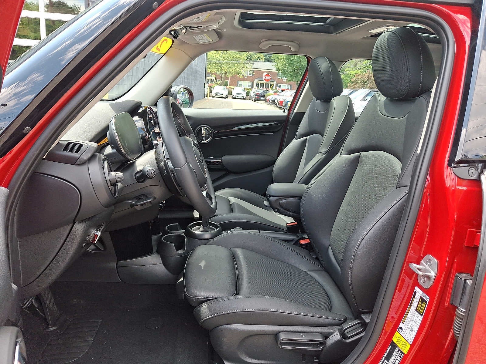 2024 MINI Hardtop 4 Door S - Photo 14