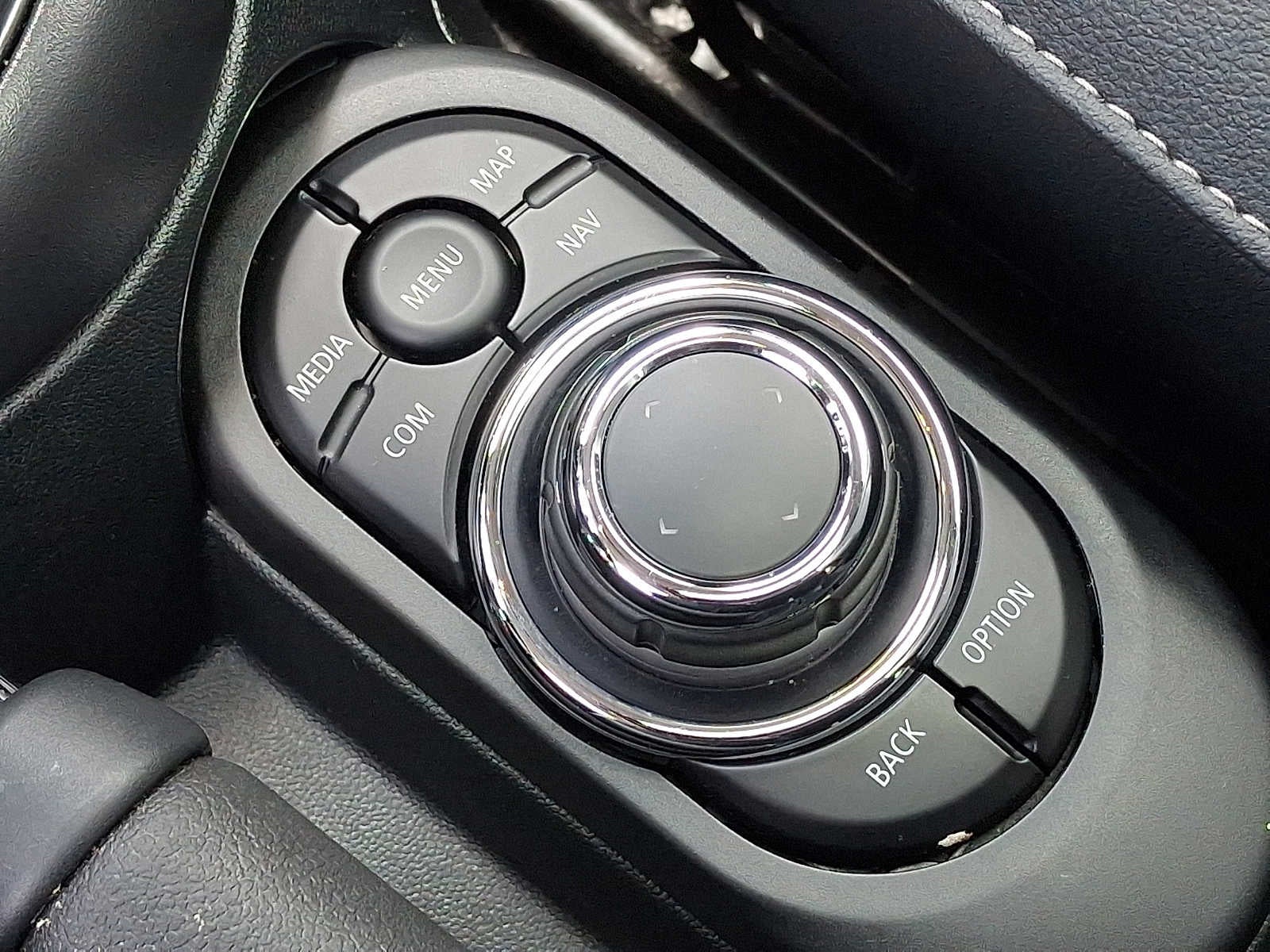 2024 MINI Hardtop 4 Door S - Photo 25