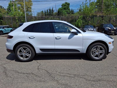 2016 Porsche Macan AWD 4dr S