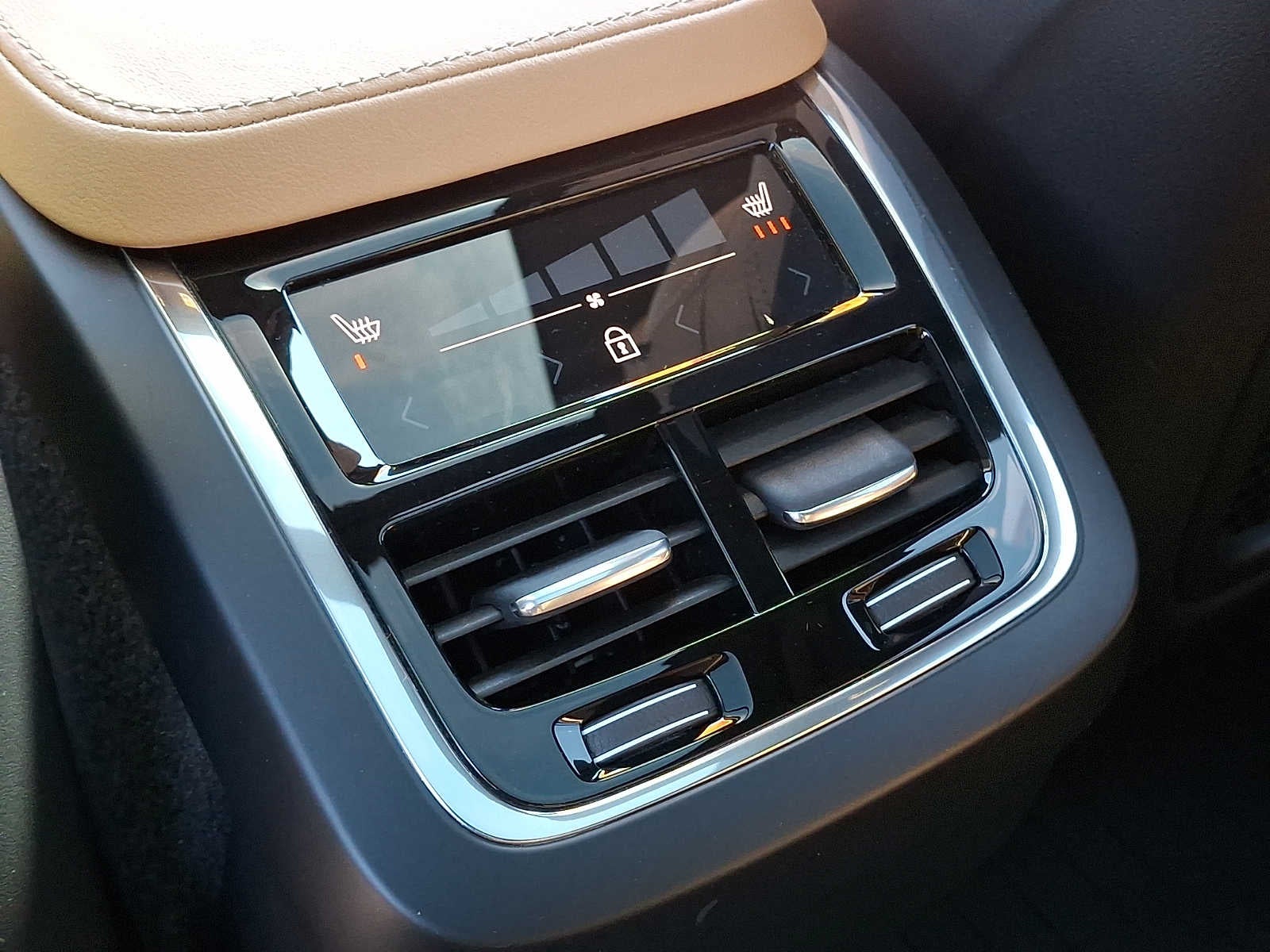 2022 Volvo XC90 T6 AWD Inscription 7P