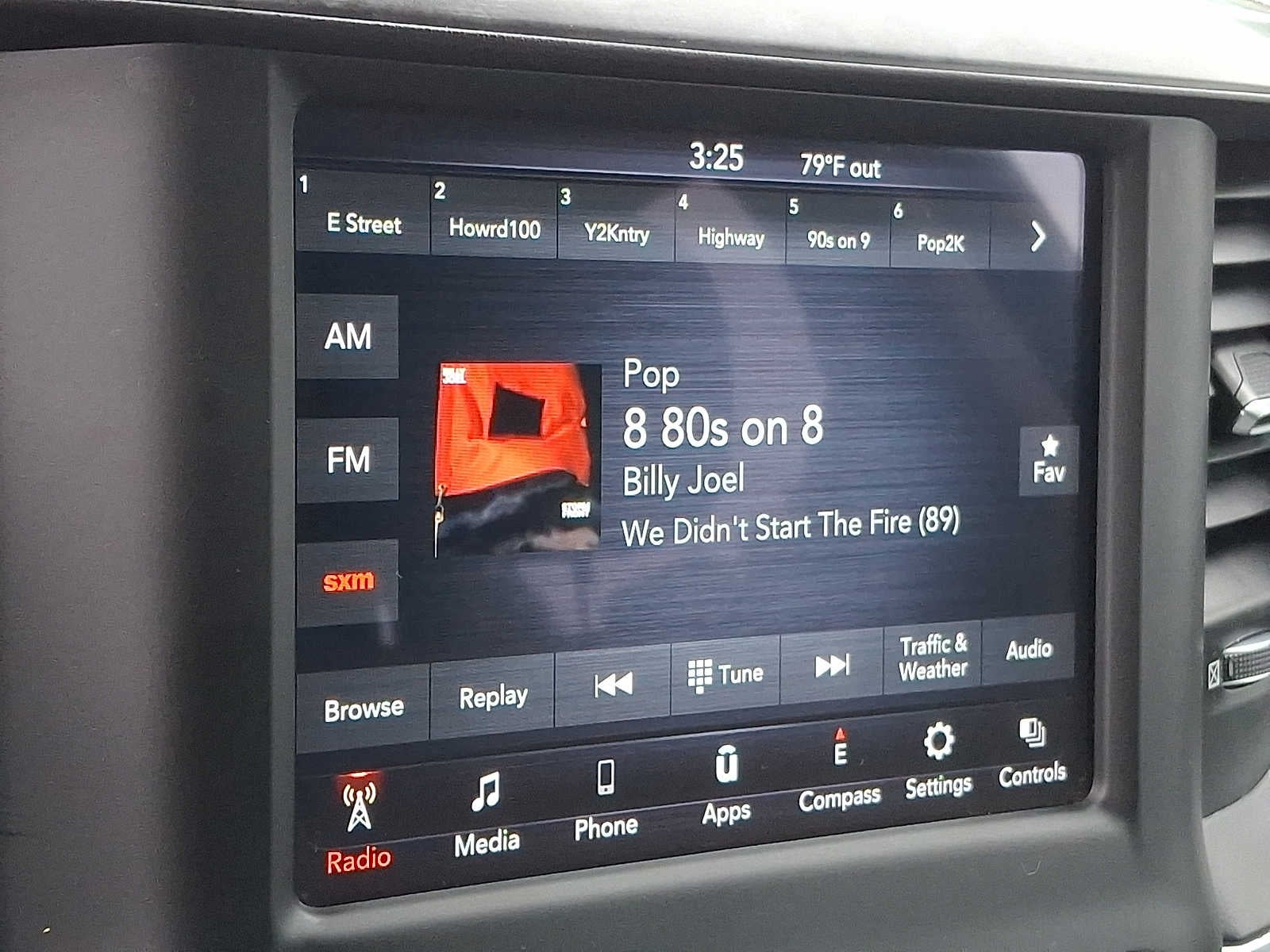 2020 RAM 1500 Big Horn 4x4 Crew Cab 57 Box