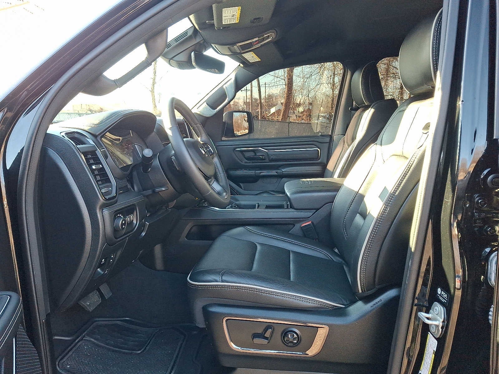 2024 RAM 1500 Limited 4x4 Crew Cab 57 Box