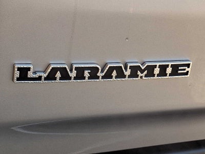 2022 RAM 1500 Laramie 4x4 Crew Cab 57 Box