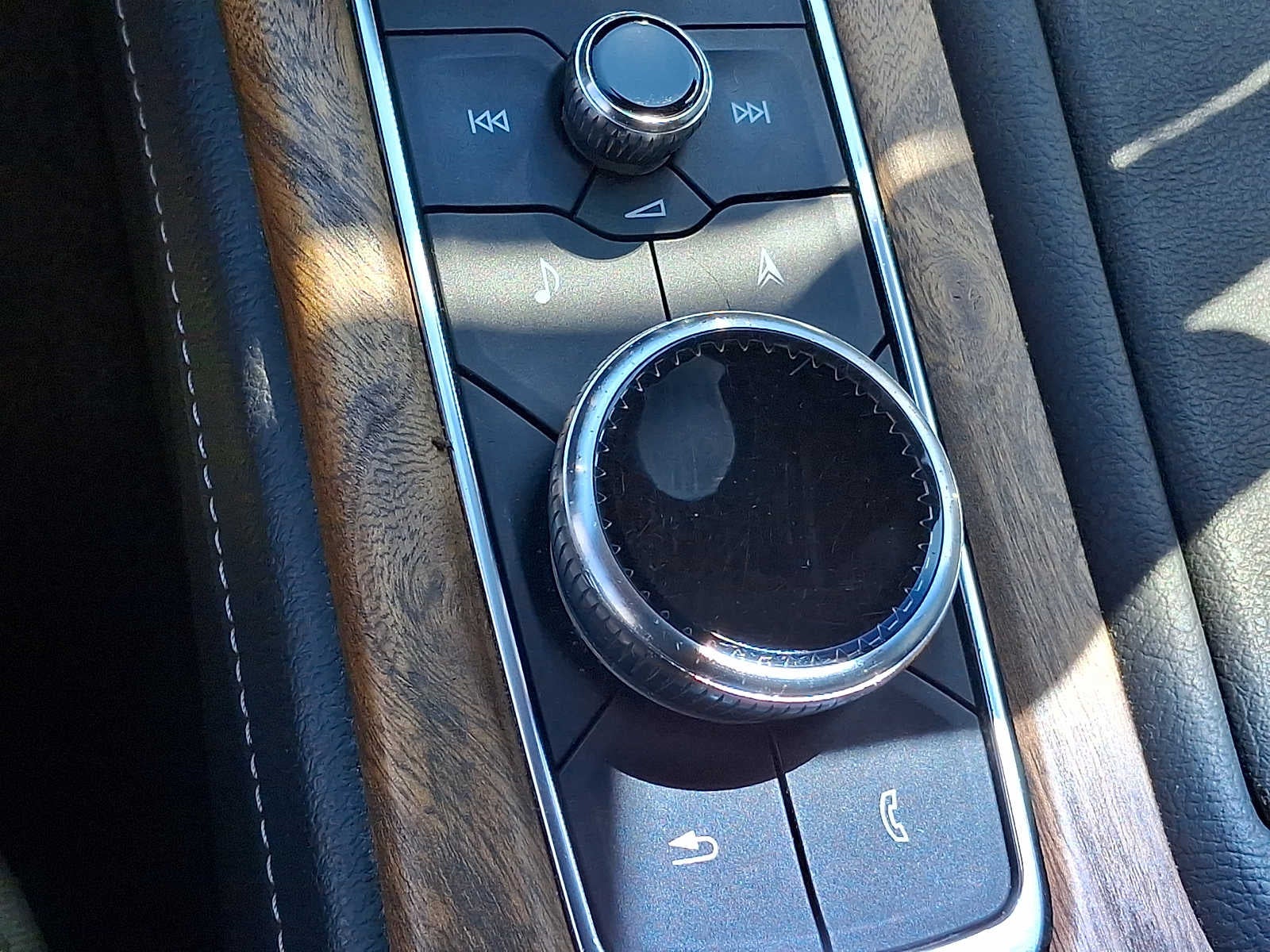 2022 Cadillac CT5 4dr Sdn Premium Luxury