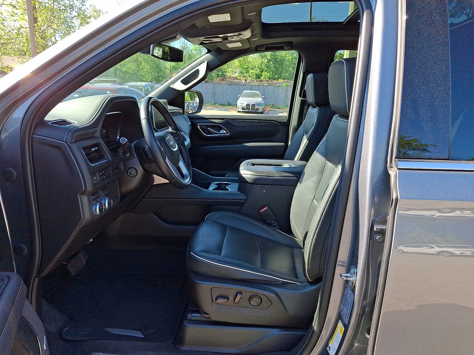 2022 GMC Yukon 4WD 4dr SLT