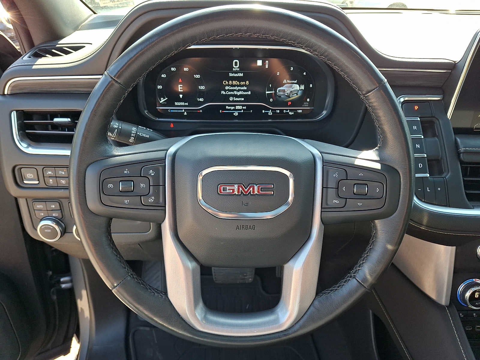 2022 GMC Yukon 4WD 4dr SLT