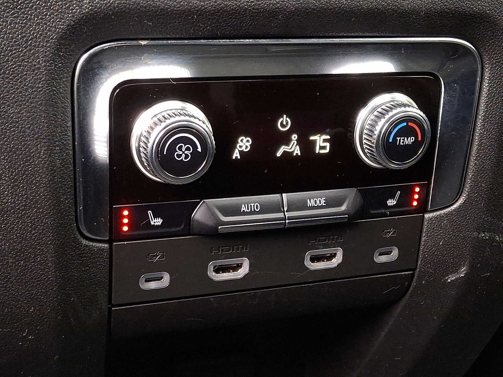 2022 GMC Yukon 4WD 4dr SLT