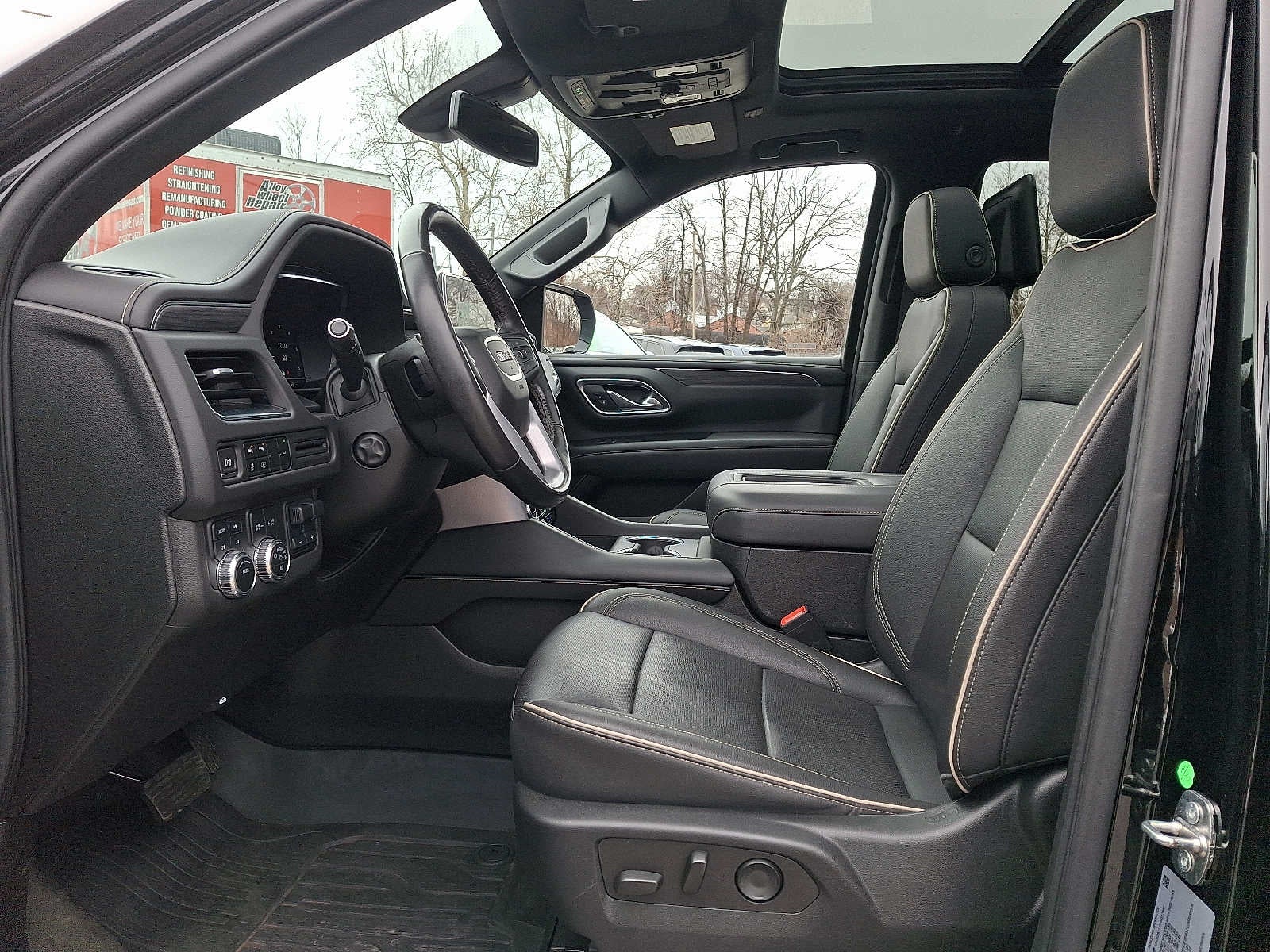 2022 GMC Yukon 4WD 4dr SLT