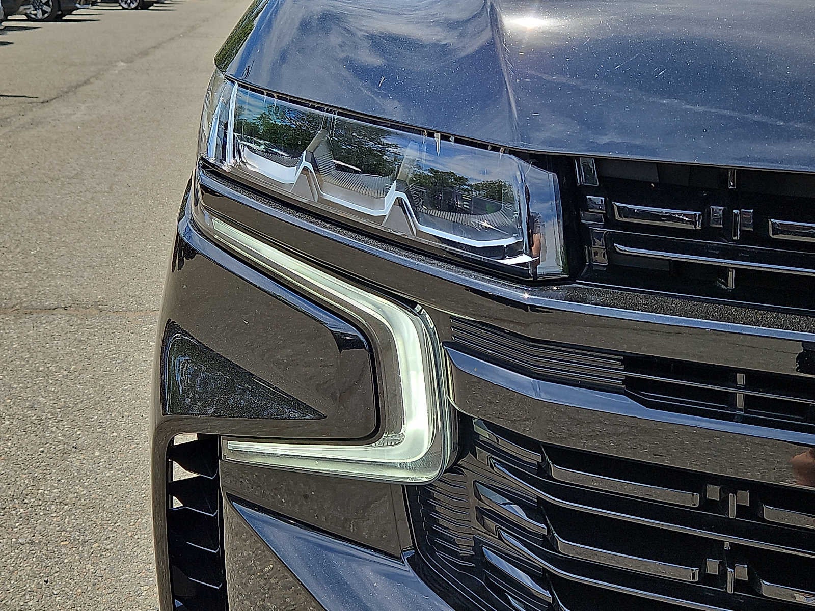 2024 Chevrolet Suburban 4WD 4dr RST