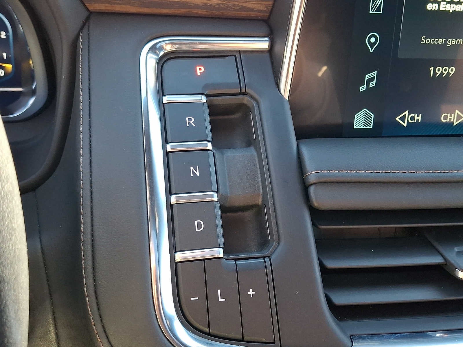 2022 Chevrolet Tahoe 4WD 4dr High Country