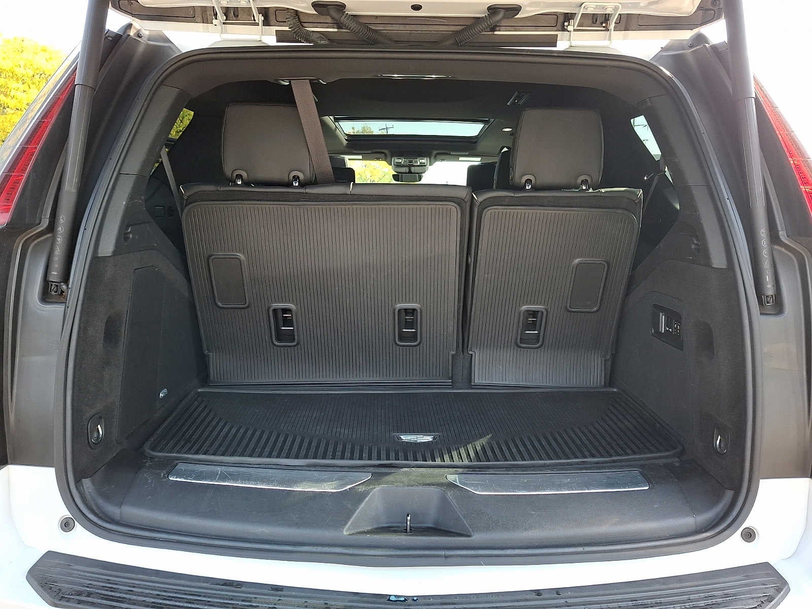 2023 Cadillac Escalade 4WD 4dr Premium Luxury