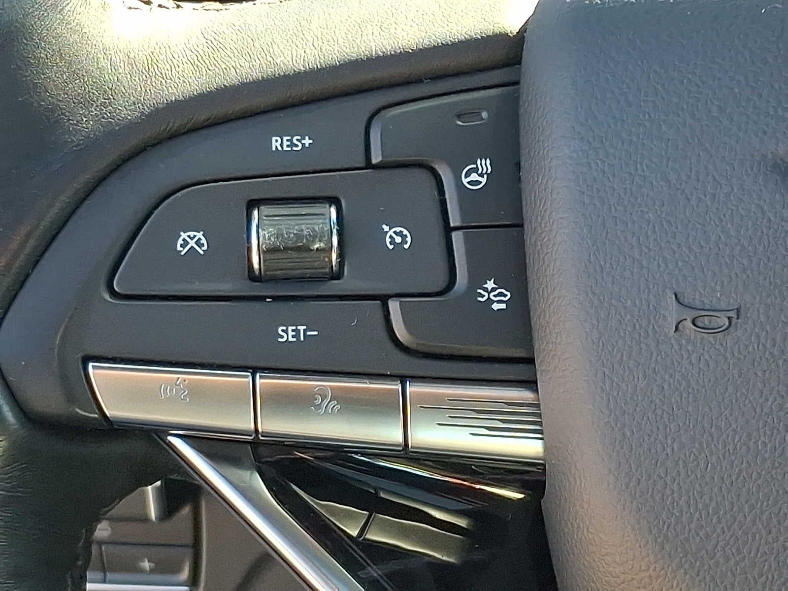 2022 Cadillac Escalade ESV 4WD 4dr Sport