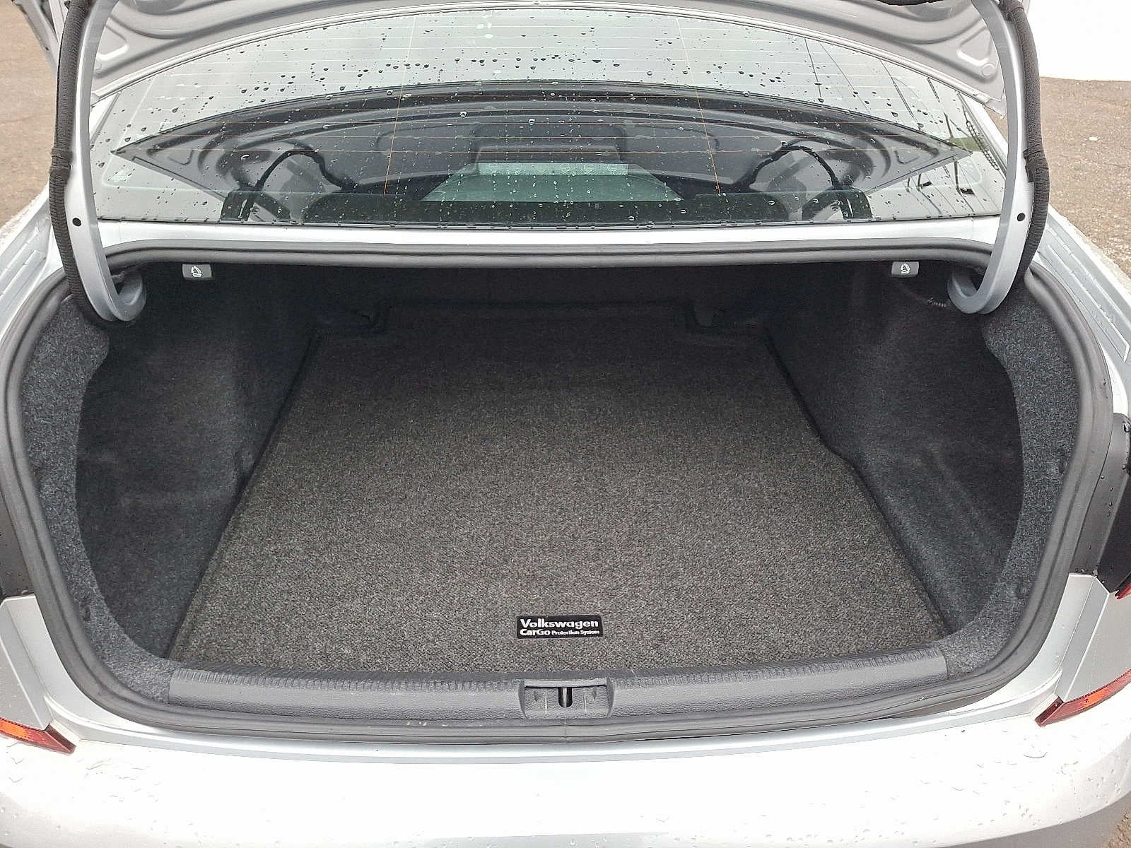 2021 Volkswagen Passat 2.0T R-Line Auto