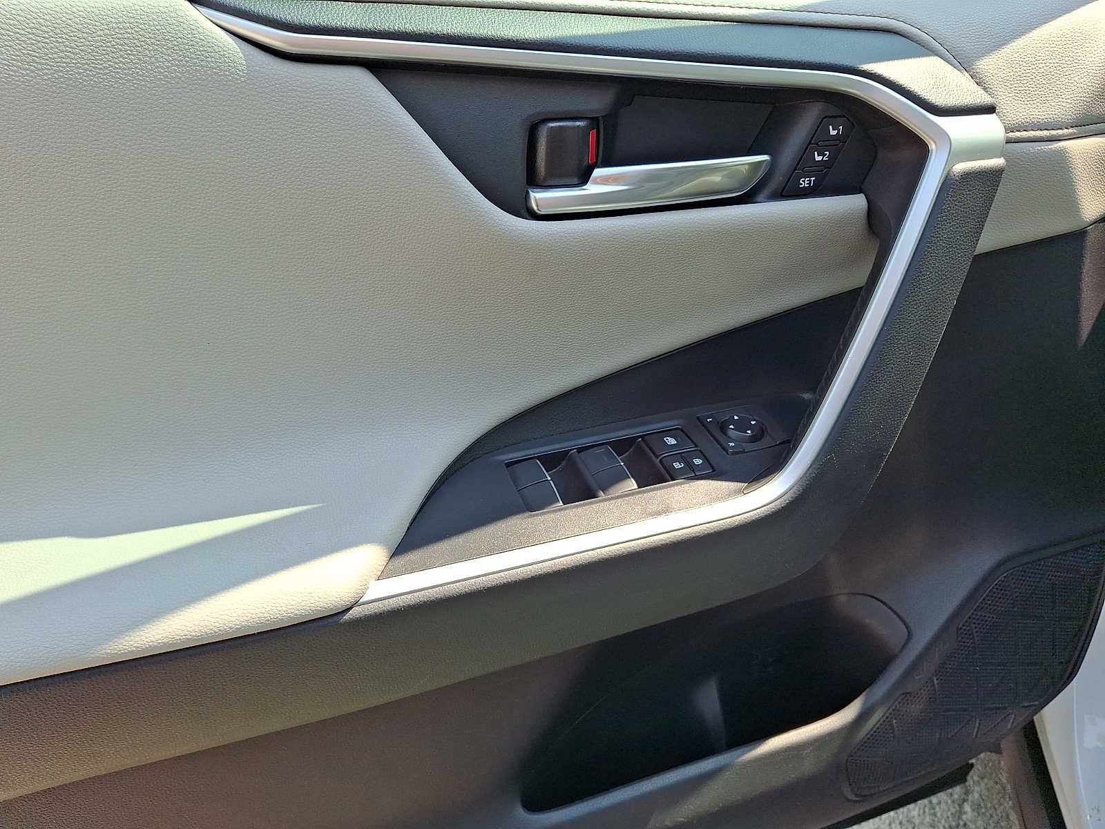 2019 Toyota RAV4 Hybrid Limited AWD