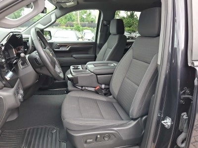 2023 Chevrolet Silverado 1500 4WD Crew Cab 147 LT w/2FL