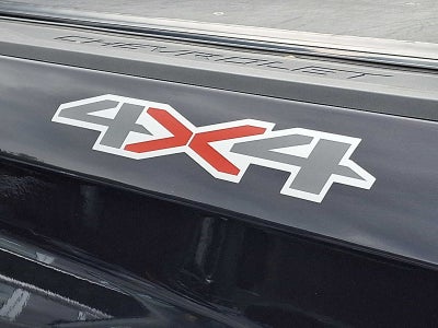 2023 Chevrolet Silverado 1500 4WD Crew Cab 147 LT w/2FL