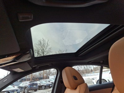 2023 BMW 3 Series 330e xDrive Plug-In Hybrid