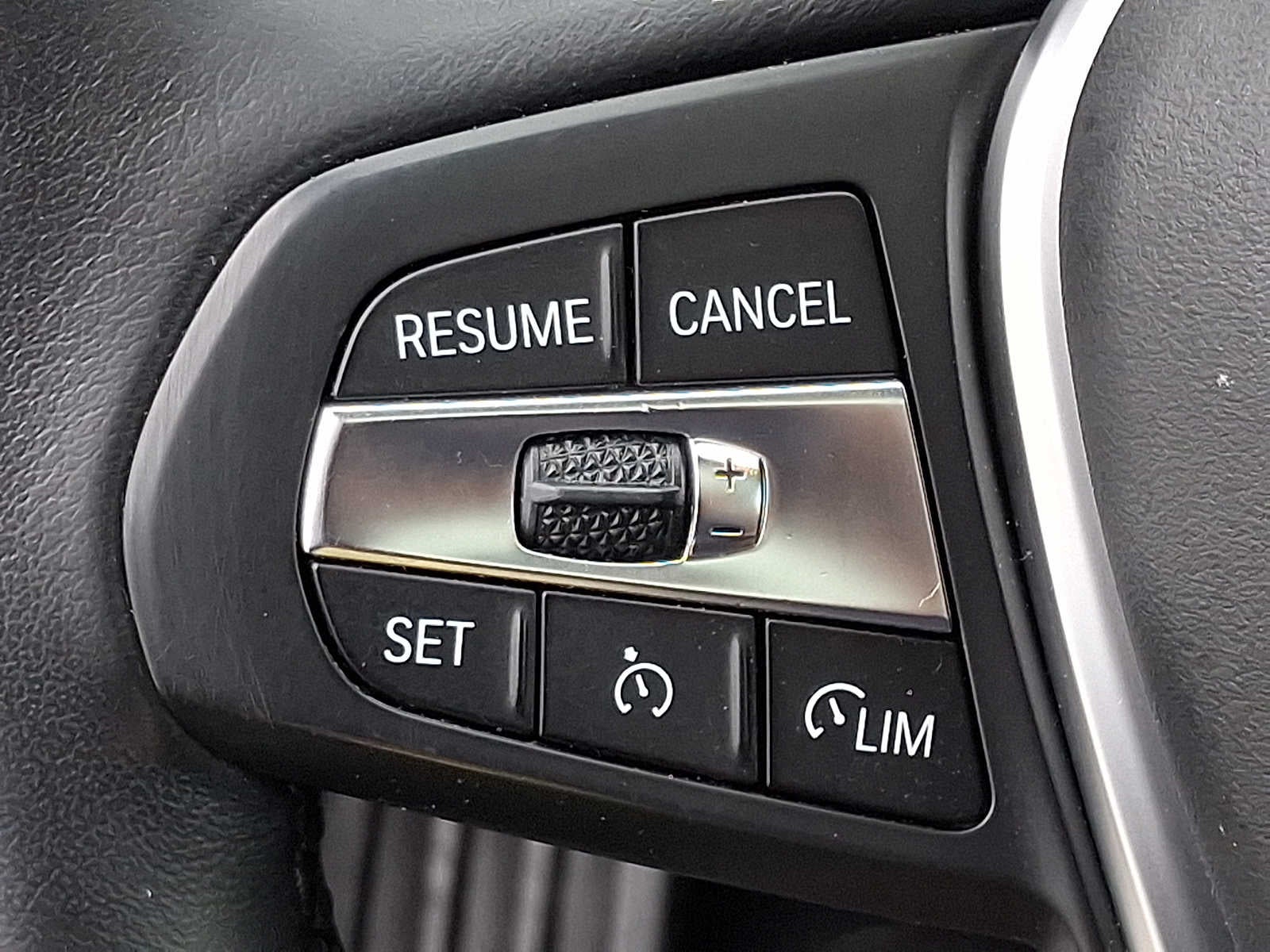 2021 BMW 3 Series 330i xDrive Sedan North America