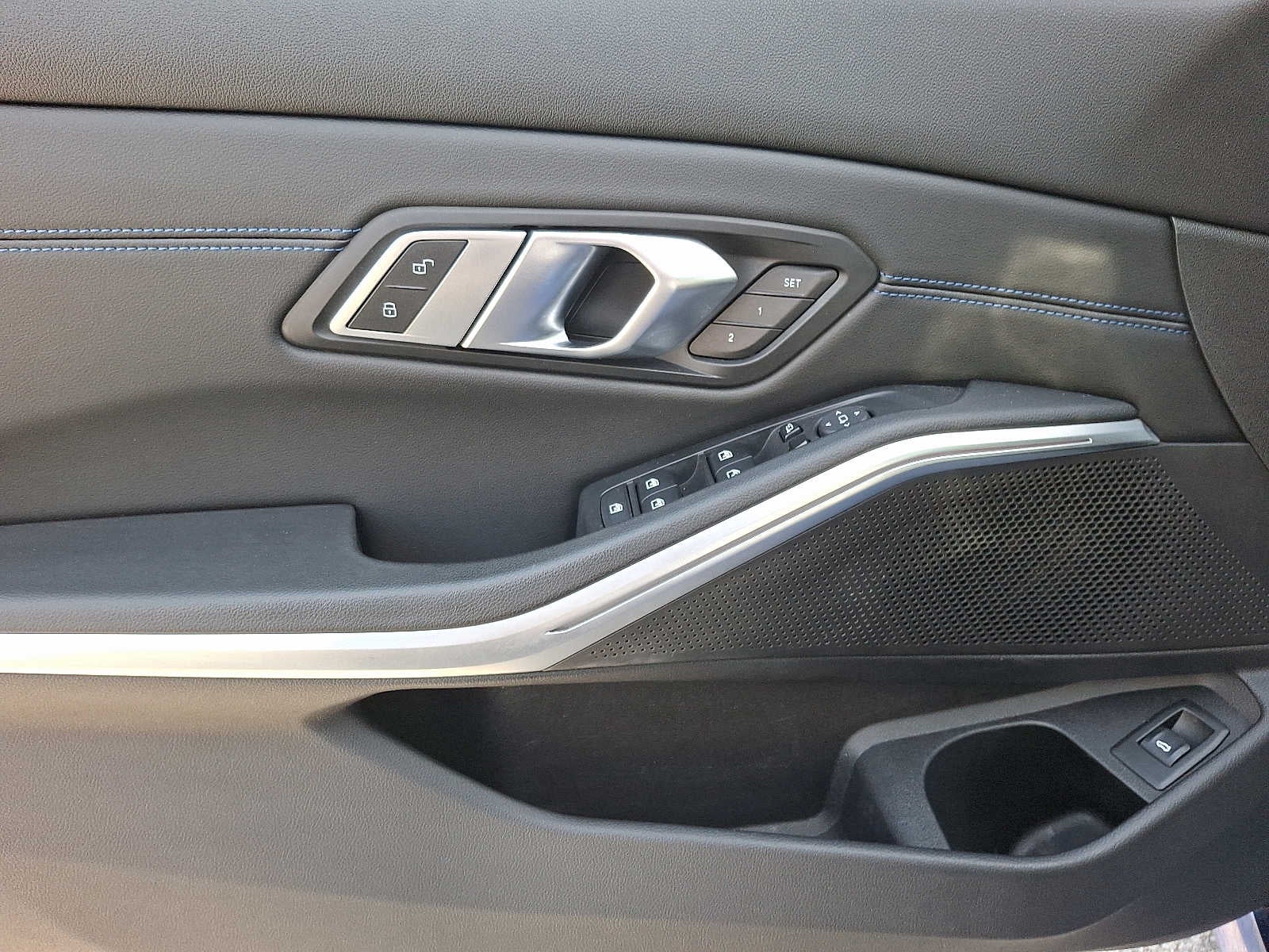 2022 BMW 3 Series 330i xDrive Sedan North America