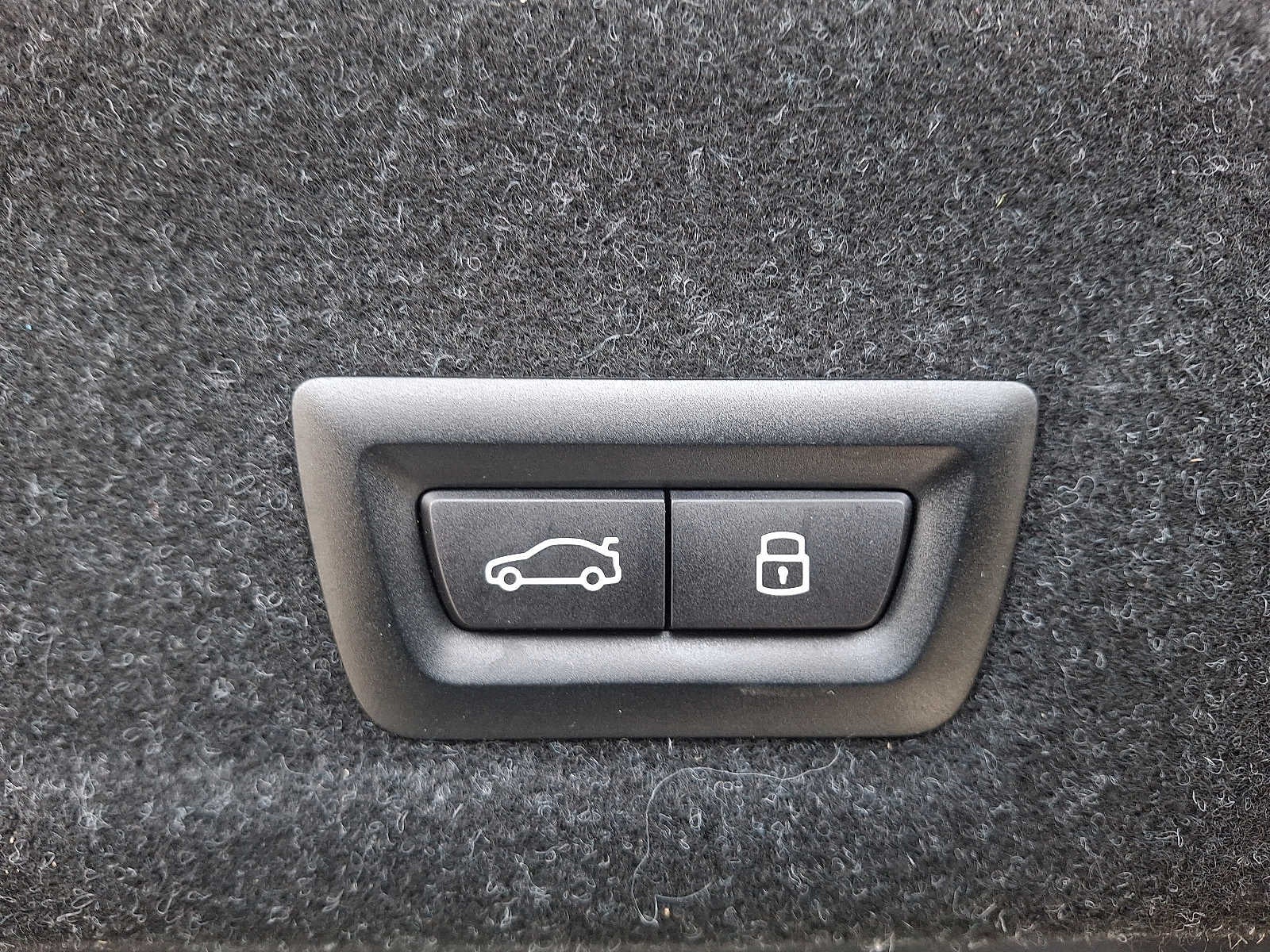 2025 BMW 3 Series 330i xDrive Sedan