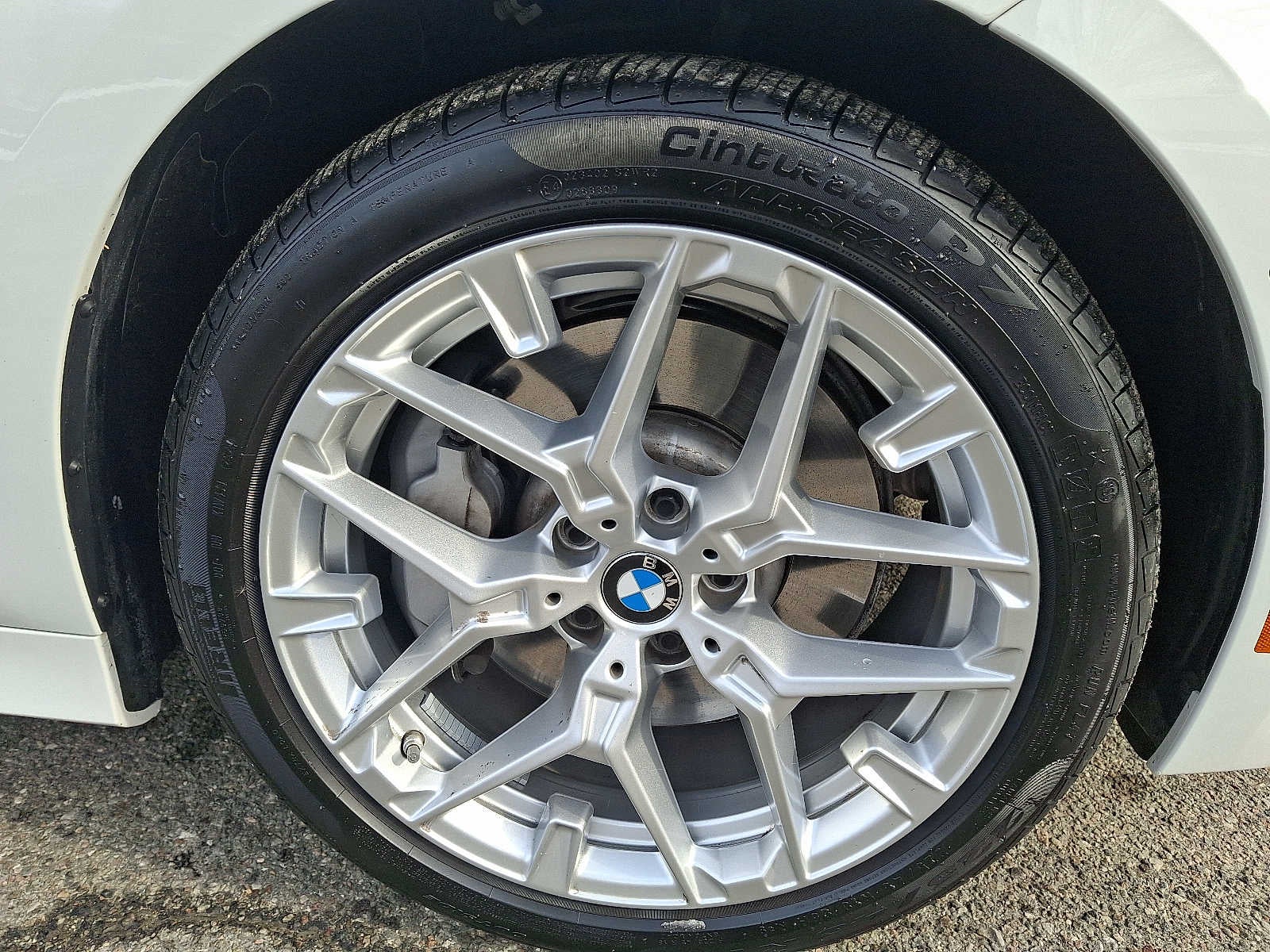 2025 BMW 3 Series 330i xDrive Sedan