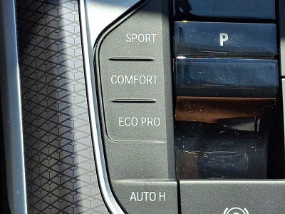 2025 BMW 3 Series 330i xDrive Sedan