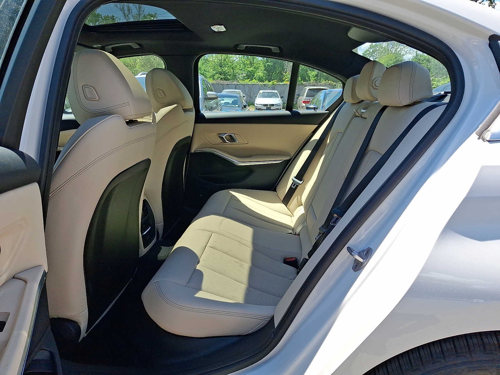 2025 BMW 3 Series 330i xDrive Sedan
