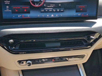 2025 BMW 3 Series 330i xDrive Sedan