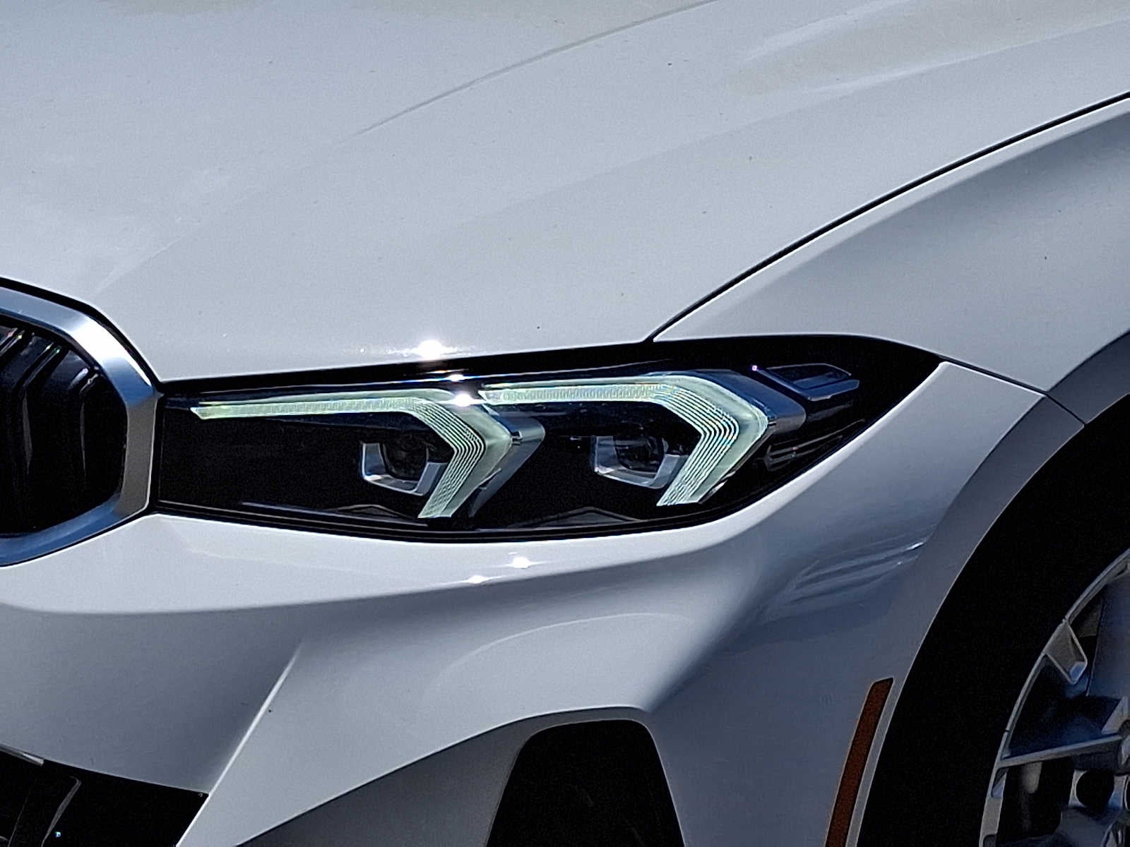 2025 BMW 3 Series 330i xDrive Sedan