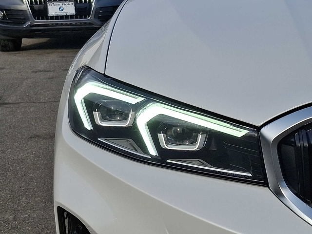 2025 BMW 3 Series 330i xDrive Sedan