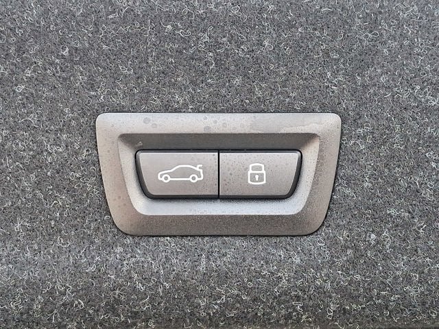 2025 BMW 3 Series 330i xDrive Sedan