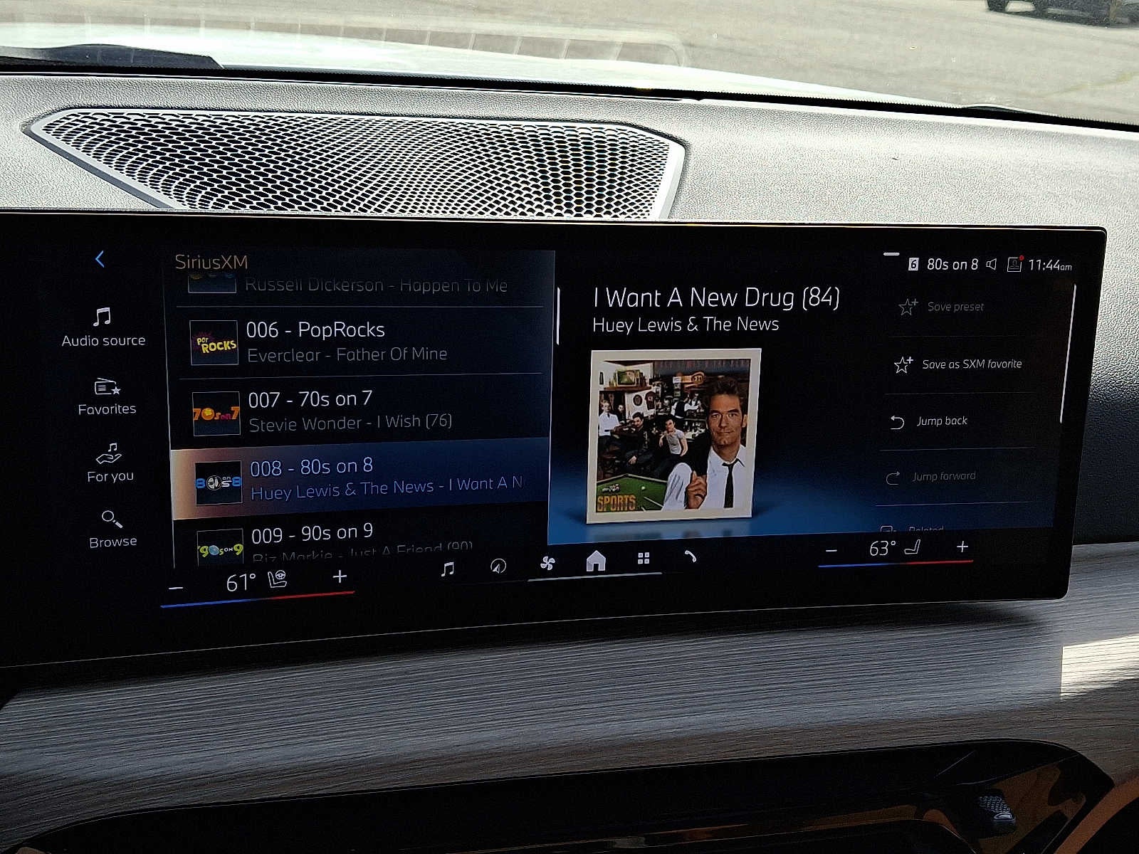 2025 BMW 3 Series 330i xDrive Sedan