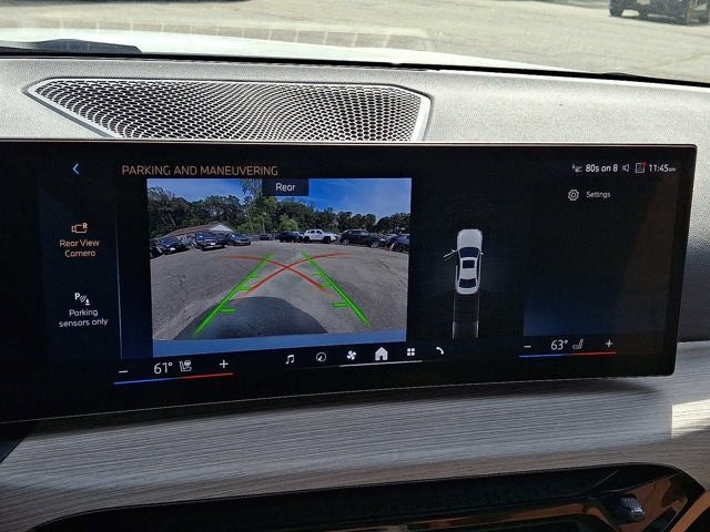 2025 BMW 3 Series 330i xDrive Sedan