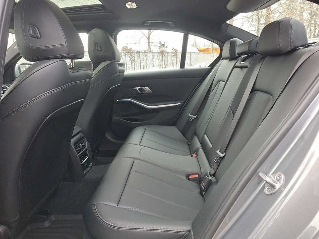 2025 BMW 3 Series 330i xDrive Sedan