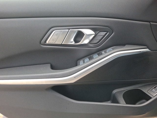 2025 BMW 3 Series 330i xDrive Sedan