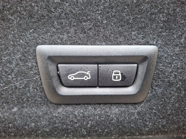 2025 BMW 3 Series 330i xDrive Sedan