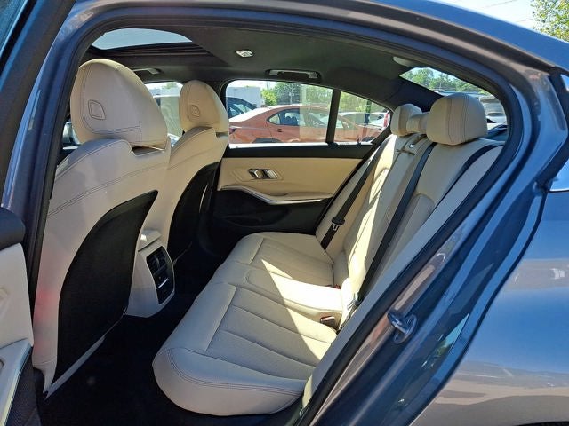 2025 BMW 3 Series 330i xDrive Sedan